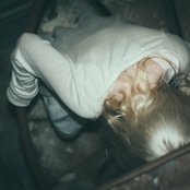 Holly Henry - List pictures