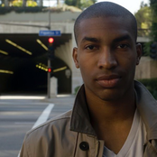 Jarell Perry - List pictures