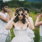 Monsieur Periné - List pictures