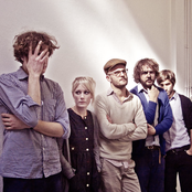 Shout Out Louds - List pictures