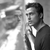 Cheyenne Jackson - List pictures