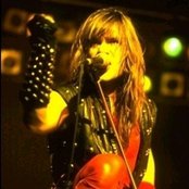 Bruce Dickinson - List pictures