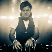 Paul Oakenfold - List pictures