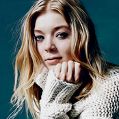 Becky Hill - List pictures