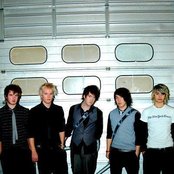 Elliot Minor - List pictures