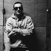 Danni Toma - List pictures