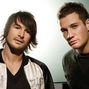 Bodyrockers - List pictures