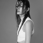 Rosie Lowe - List pictures