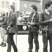 Discharge - List pictures