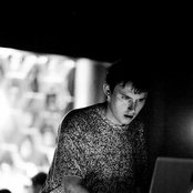 Hudson Mohawke - List pictures
