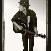 Justin Townes Earle - List pictures