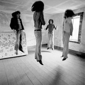 Kings Of Leon - List pictures