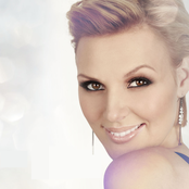 Sanna Nielsen - List pictures