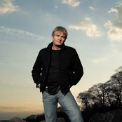 Tom Cochrane - List pictures