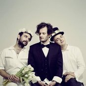 Moderat - List pictures