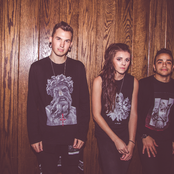 Pvris - List pictures