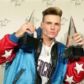 Vanilla Ice - List pictures
