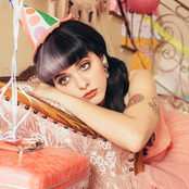 Melanie Martinez - List pictures