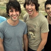 Melee - List pictures