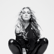 Anouk - List pictures