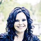 Anette Olzon - List pictures