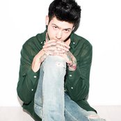 Travis Mills - List pictures