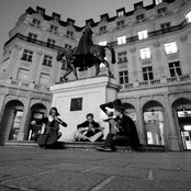 Kwoon - List pictures