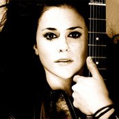 Shelly Fairchild - List pictures