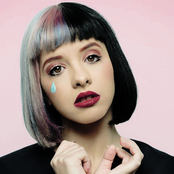 Melanie Martinez - List pictures