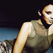 Chenoa - List pictures