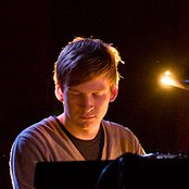 Olafur Arnalds - List pictures