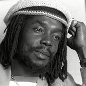 Peter Tosh - List pictures