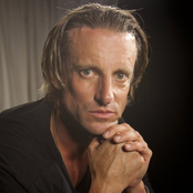 Daniel Powter - List pictures