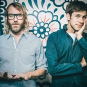 El Vy - List pictures