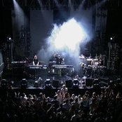 Hybrid - List pictures