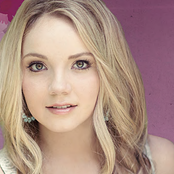 Danielle Bradbery - List pictures