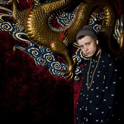 Rustie - List pictures