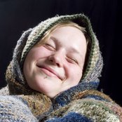 Crystal Bowersox - List pictures
