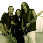 Los Lonely Boys - List pictures