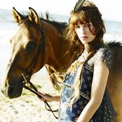 Lou Doillon - List pictures