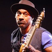 Marcus Miller - List pictures