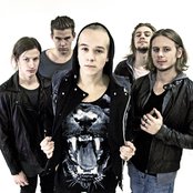 Outtrigger - List pictures