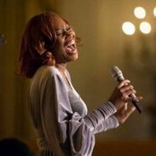 Yolanda Adams - List pictures