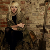 Laura Marling - List pictures