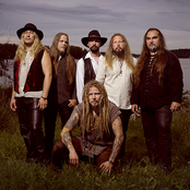 Korpiklaani - List pictures