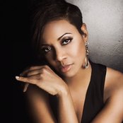Mc Lyte - List pictures