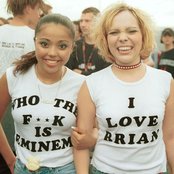 Daphne & Celeste - List pictures