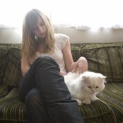 White Hinterland - List pictures