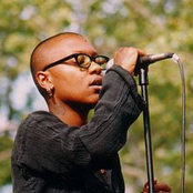 Me'shell Ndegéocello - List pictures