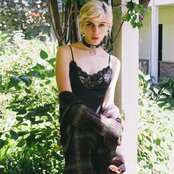 Sunflower Bean - List pictures